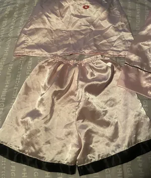 Size Medium Light Punk Satin 3 Piece Pajama Set Pink thumbnail 3