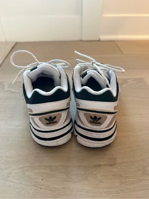 adidas Kids White and Black Retro Running Sneakers thumbnail 3