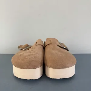 Madden Girl Cutiepie Platform‎ Sand Tan Suede Buckle Slip-On Clogs thumbnail 3