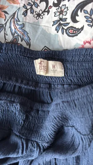 Hollister Off-The-Shoulder Blouse thumbnail 2