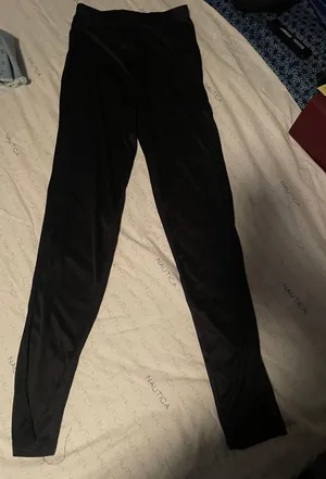 Women Size Medium Satin Leggings thumbnail 1