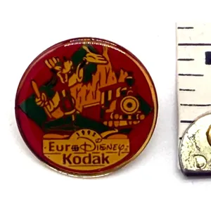 1992 Euro Disney Resort Kodak Official Sponsor Pin Goofy Big Thunder Mountain thumbnail 2