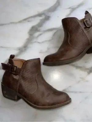 Jellypop Women's Sarin Brown Ankle Booties thumbnail 1