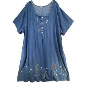 Vintage Embroidered Chambray Denim Dress Womens XXL Blue Floral Cottagecore Folk thumbnail 2