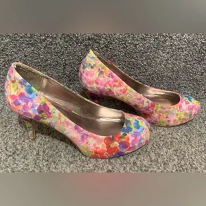 Madden Girl Pink Multicolor Floral Print Pointed Toe Pumps Heels thumbnail 5