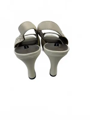 Beautiful NWTs Masseys Women’s Heels Size 10W thumbnail 3