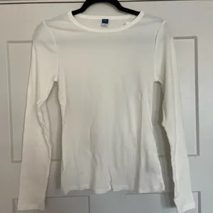 Old Navy Ribbed White Long Sleeve Tee thumbnail 1