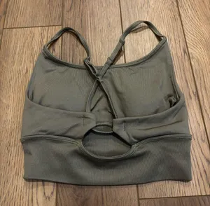 Gymshark Sports Bra thumbnail 2