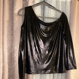 Michael Kors Size M Black Metallic One Cold Shoulder Top thumbnail 6