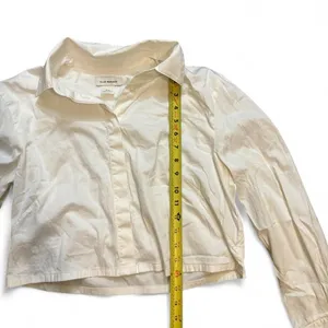 Club Monaco White Cropped Button Down Shirt M Long Sleeve Minimalist thumbnail 4