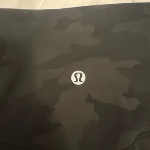 Camo Lululemon Leggings thumbnail 3