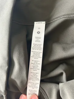 Women’s Lululemon Leggings thumbnail 3