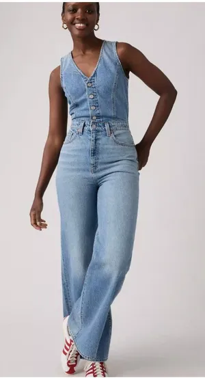 New Levi's Size 27 Denim Wide-Leg Jumpsuit Own It Jumpsuit Medium Wash thumbnail 1