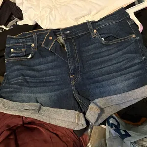 7 FAM Denim Women's Shorts thumbnail 1