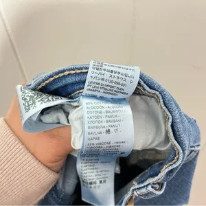 Levi’s 724 High Rise Straight Jeans Women’s Size 33 Distressed Blue Denim thumbnail 8