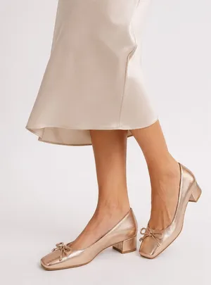 NWOT Franco Sarto Natalia Rose Gold Square Toe Pumps Size 8.5 thumbnail 1