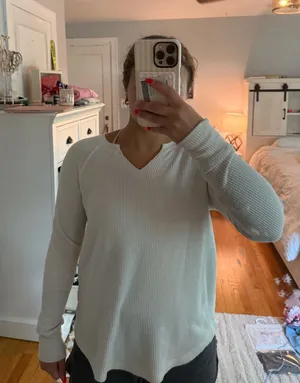 White American Eagle v neck sweater  thumbnail 1