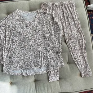 Nordstrom Pajama Set Animal Print Mocha Pink￼ Long Sleeve L thumbnail 1