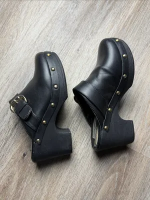 Steve Madden Leather Studded Platform Clogs – Women’s Size 6M thumbnail 4