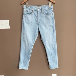 Levi’s Wedgie Skinny Jean in Light‎ Wash Size 30 thumbnail 4
