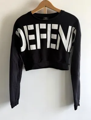 Defend Paris Womens Cropped‎ Sweatshirt Black Graphic Pullover Medium thumbnail 1
