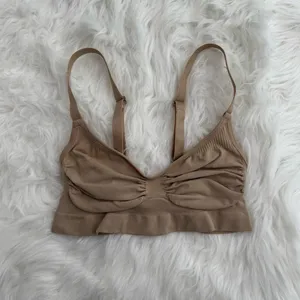 Skims Seamless Sculpt Bralette Clay Size Small thumbnail 3
