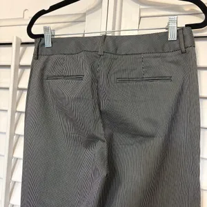 Ann Taylor Pinstripe Dress‎ Pants Size 2 thumbnail 4