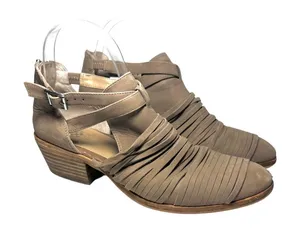 Vince Camuto Women's Sz 7.5 Pamelle Boot Tan Taupe Nubuck Sliced Leather Cutouts thumbnail 1