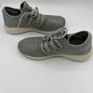 New Balance women’s fresh foam Cruz V2 Decon sneaker green/gray size 7.5 thumbnail 6