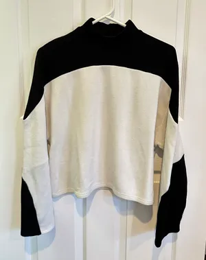 ZARA Mock Neck Sweater thumbnail 1