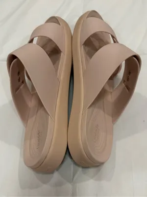 Crocs Brooklyn Buckle Low Low Slide Sandal Latte Tan Beige Size 10 thumbnail 3