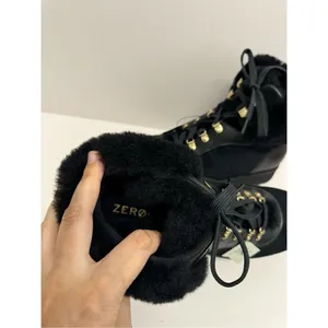 Cole Haan Winter Fur Boots Size 7.5B Womens Waterproof‎ Black Lugged Sole thumbnail 7