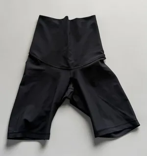 Old Navy Active Powersoft Extra High-Rise Bike Shorts Black Go-Dry XS 8in Inseam thumbnail 1