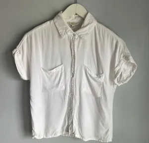 Sim & Sam White‎ Cream Rayon Short Sleeve Peter Pan Collar Button Down Blouse S thumbnail 1