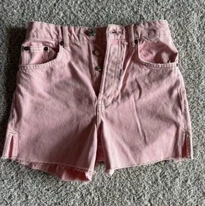 ZARA Jean shorts  thumbnail 1