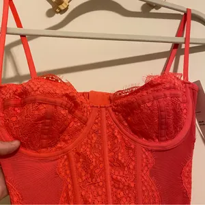NWT Urban Outfitters Hot Pink Structured Corset Top size Large thumbnail 3