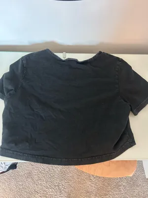 Gymshark Crop Top thumbnail 2