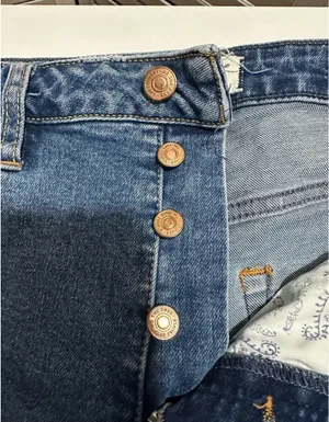 Size 31 light wash We the Free distressed frayed shorts thumbnail 3