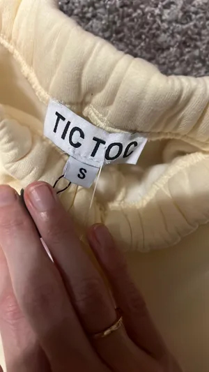 Tic Toc Cream Sweat Shorts thumbnail 4
