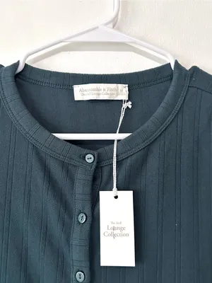 Abercrombie & Fitch Pointelle Pyjama Cardigan Co-ord in Green Medium thumbnail 5