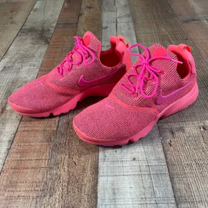 Nike Air Presto Fly SE Womens 9 Hot Punch Pink Blast Running Shoes 910570-604 thumbnail 2
