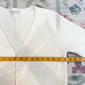 Abercrombie & Fitch Modal Ribbed Knit Cardigan M Ivory Preppy Academia Dainty thumbnail 5