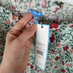 NWT Draper James Deana Smocked Top Strawberry Field XS Cottage Coquette‎ Preppy thumbnail 5