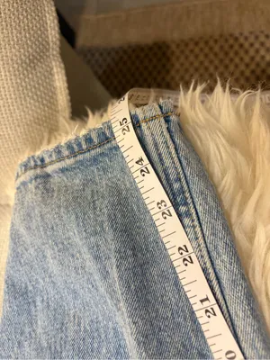 Abercrombie & Fitch The '80s Mom High Rise Jeans Light Washed Denim 27 Short thumbnail 9