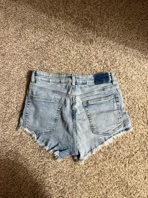 H&M Jean Short thumbnail 2