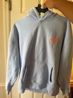 Cotton On Blue Resort Club hoodie with graphic featuring palm trees, tennis rackets, and the words 'RESORT CLUB' thumbnail 2