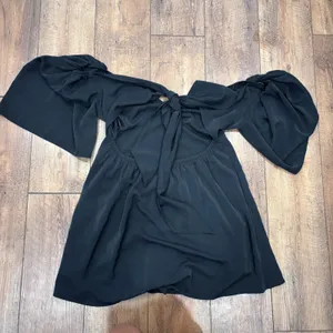 Abercrombie & Fitch Angel Sleeve Mini Skort Dress Women's L Silky Feel Open Back thumbnail 4