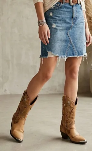 Dingo Tan Studded Western Cowboy Boots 9.5 thumbnail 1