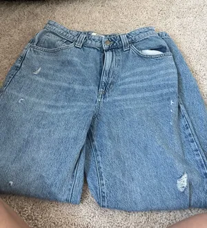 Baggy Jeans Wide Leg Cotton On Super Baggy Light Wash Distressed Denim Size 28 thumbnail 1