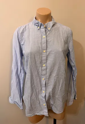 GAP The Fitted Boyfriend Long Sleeve Button Down Collared Shirt Medium Blue thumbnail 1